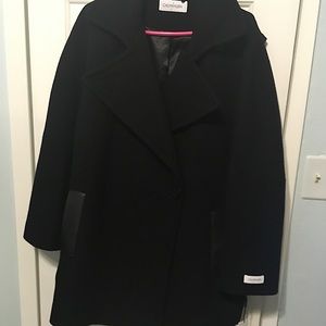 Calvin Klein Wool Peacoat with One Button Closure and PU trim pockets